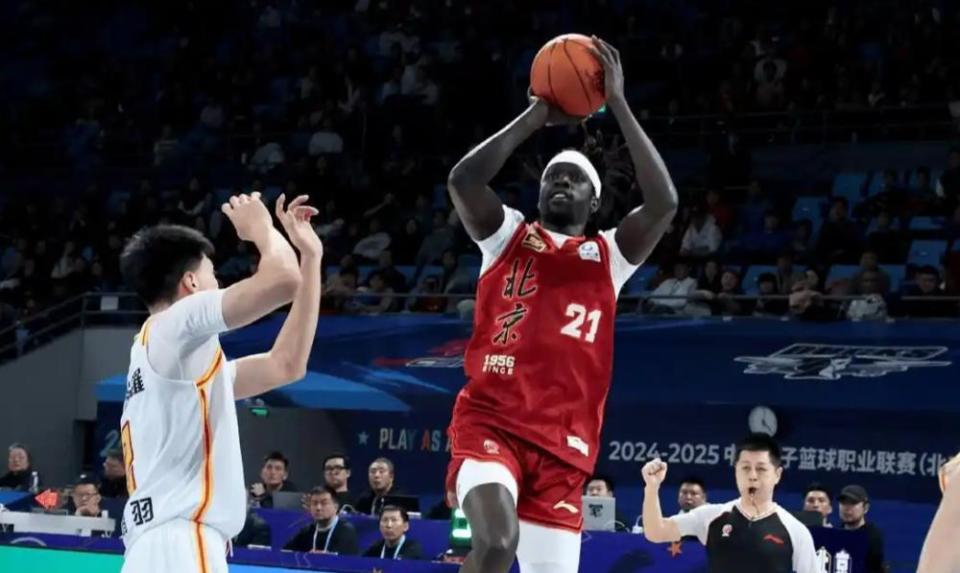 bt, 手徐昕在连, 青岛男篮成