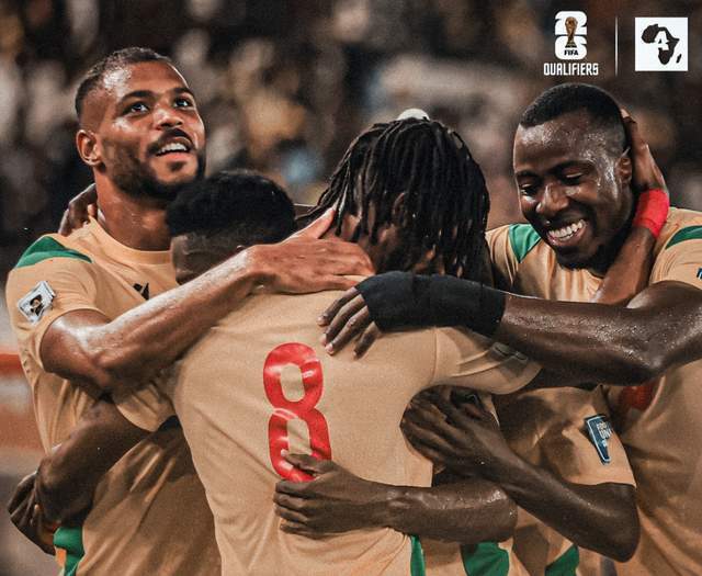 宁创造奇迹, 分排名榜首, 世界杯 宁创造奇迹, 分排名榜首, 世界杯